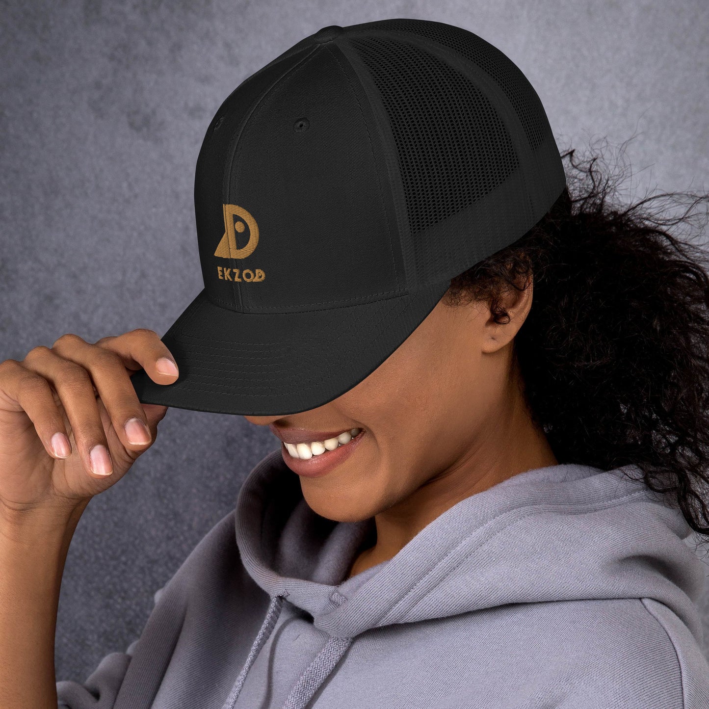 Casquette Trucker brodée (noir)