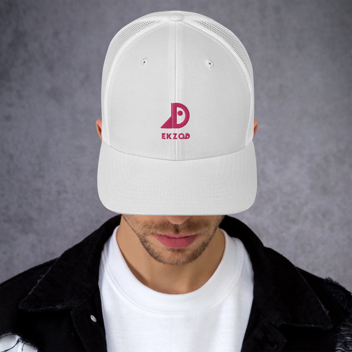 Casquette Trucker brodée (blanc rose)