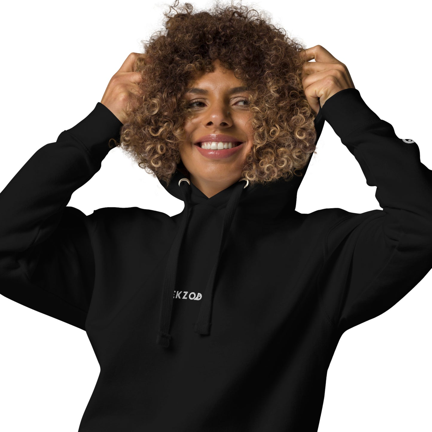 Hoodie Océan brodé premium (noir unisexe)