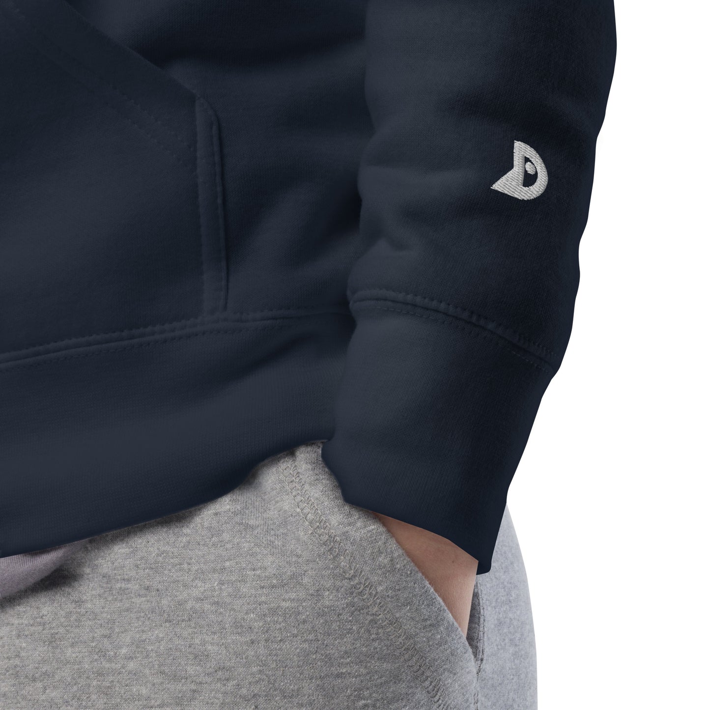 Hoodie Océan brodé premium (bleu marine unisexe)